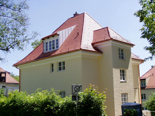 Ziegeleindeckung eines Privathauses in Freising - Referenzbild